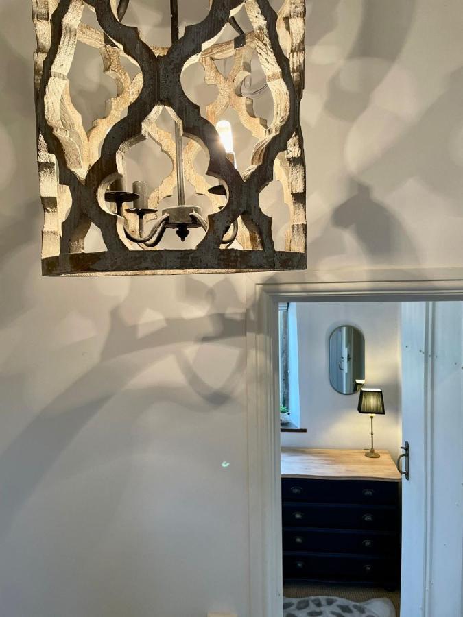 Hebe Cottage - Idyllic And Homely With Attention To Detail Atworth Eksteriør billede